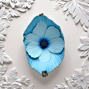 Cute porcelain beaded hello Kitty necklace